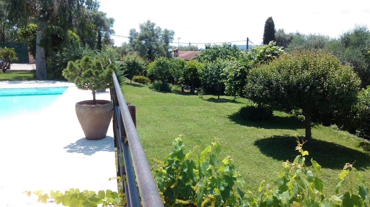 Les Collines De St Paul Bed & Breakfast Saint-Paul-de-Vence Eksteriør bilde