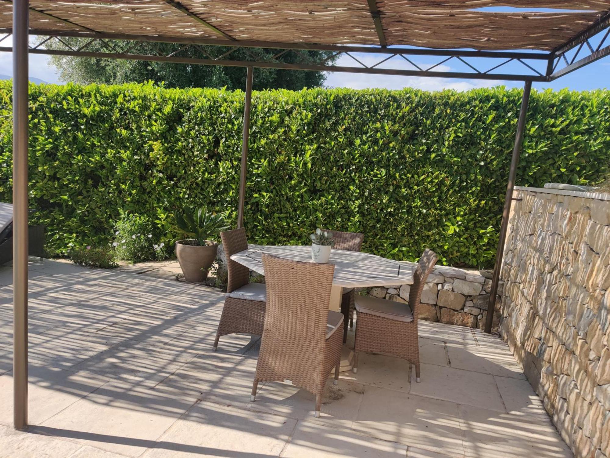 Les Collines De St Paul Bed & Breakfast Saint-Paul-de-Vence Eksteriør bilde